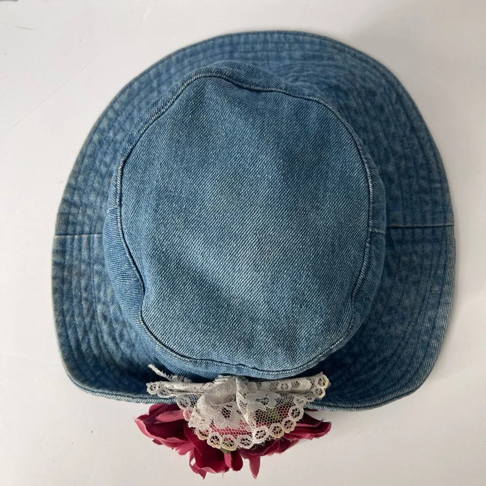 90s Blossom Bucket Hat in Denim Lace - Picture 5 of 10